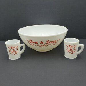 McKee Tom & Jerry Punch Bowl Tom and Jerry Christmas Holiday Eggnog Punch Bowl